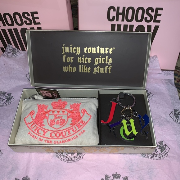 Juicy Couture Pam Gela Wristlet Wallet Pouch with Juicy Key Fob Retro New in Box